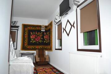 Фото номера Большой двухместный номер с 1 кроватью Гостевой дом Casa Lia г. Valea Putnei 3